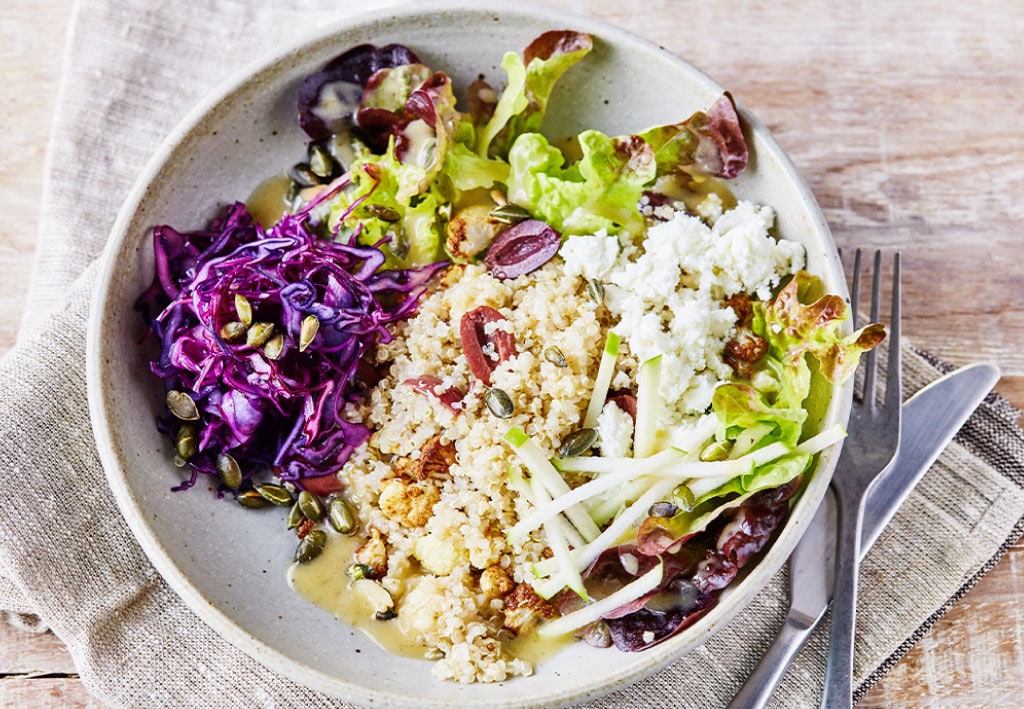 Salata de quinoa cu conopida prajita – - Reţetă